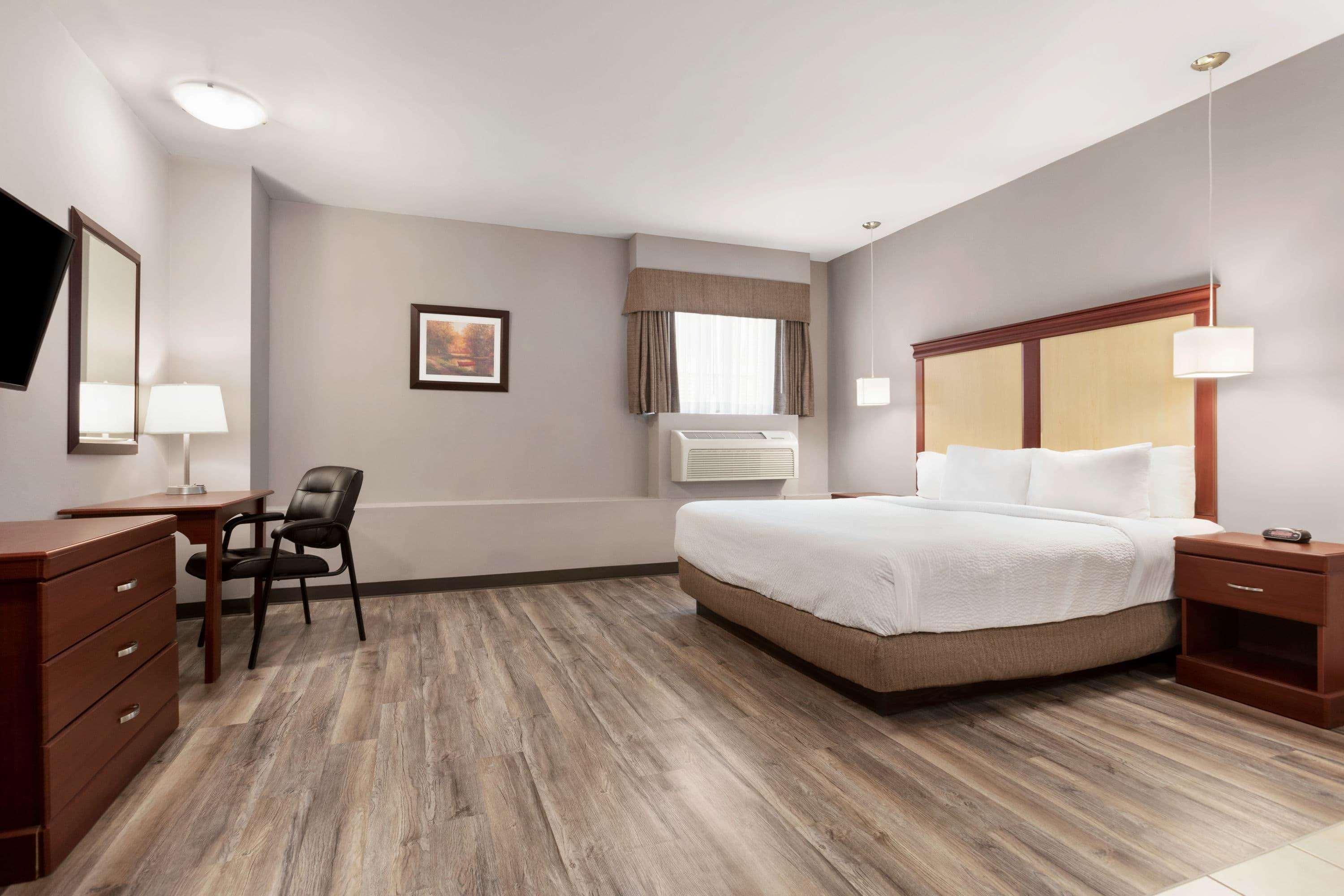 Days Inn By Wyndham Hamilton - Downtown Ngoại thất bức ảnh